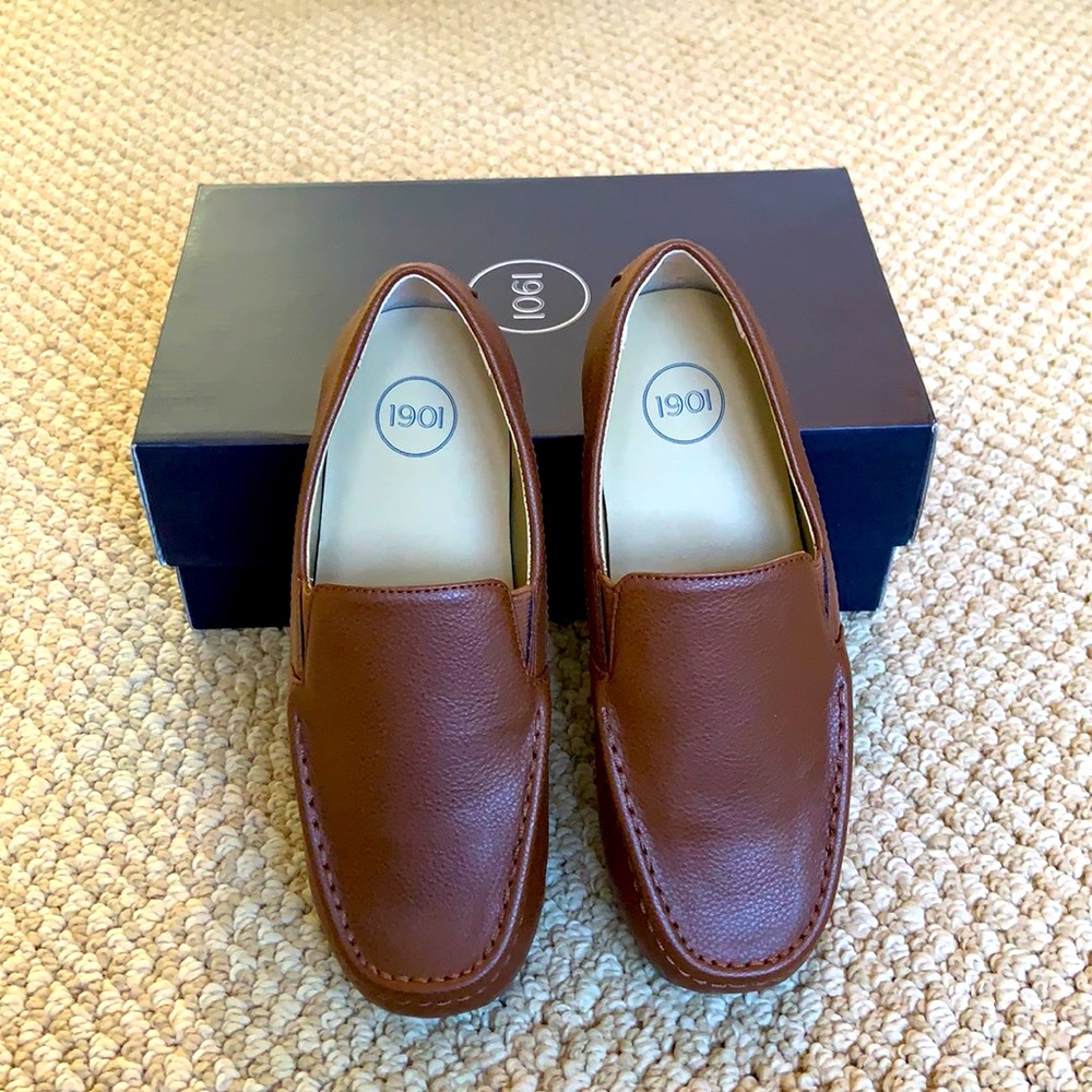 NIB Nordstrom 1901 Driving Moc Loafers Boys 3.5
